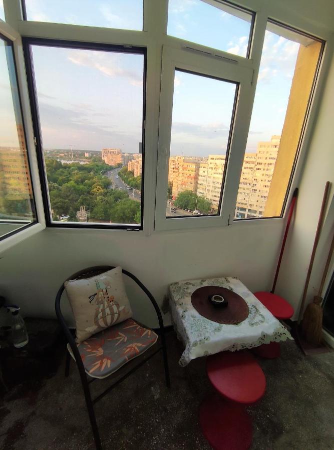 Lake And Park View Residence Bukarest Eksteriør billede